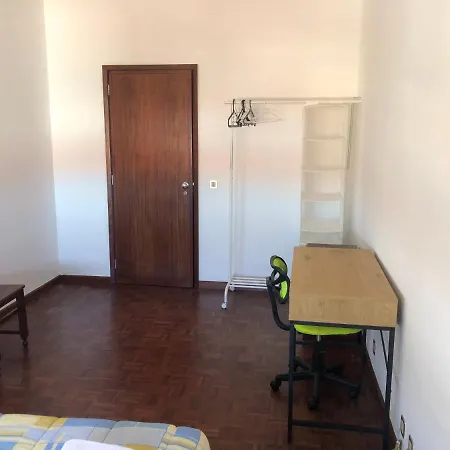 Гостевой дом Avenida 83 *