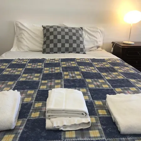 Avenida 83 * Авейру